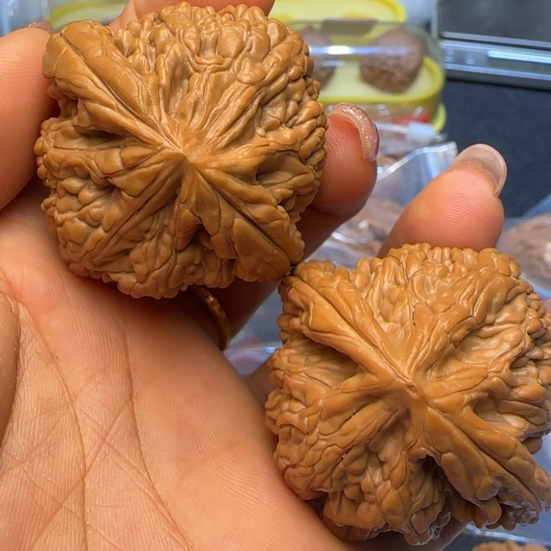 吊坠文玩核桃46虎头王