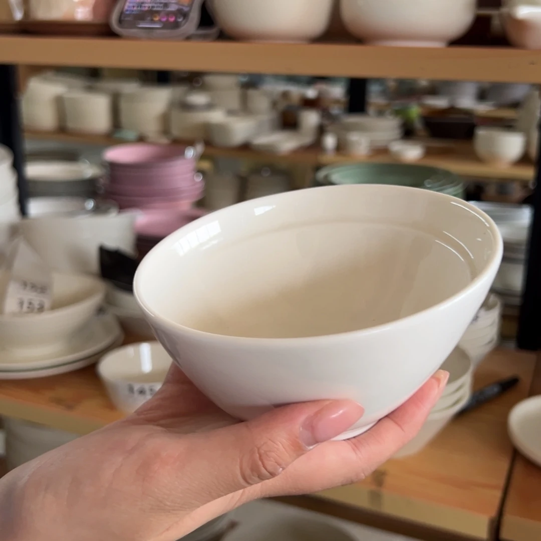 新骨瓷152瑕疵慎拍 暖白 5寸马蹄形 米饭碗 斜口碗