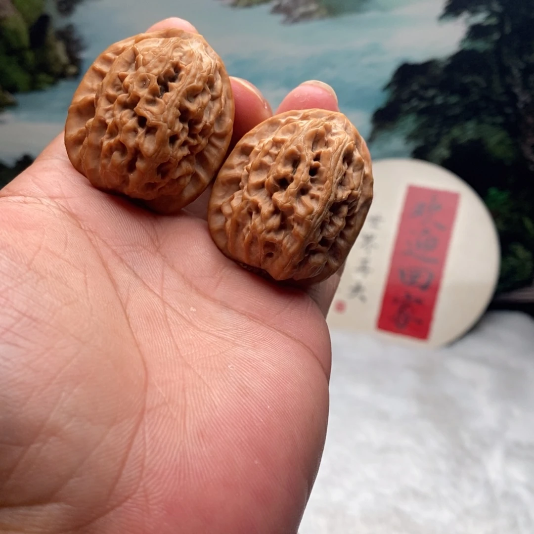 文玩核桃吊坠40红莲