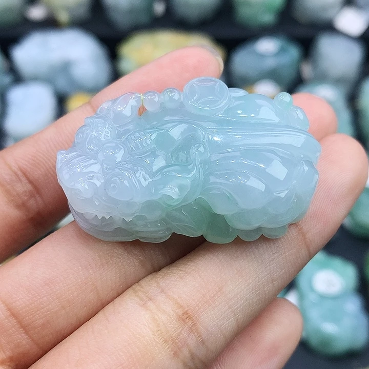 翡翠未镶嵌颈饰天然缅甸翡翠