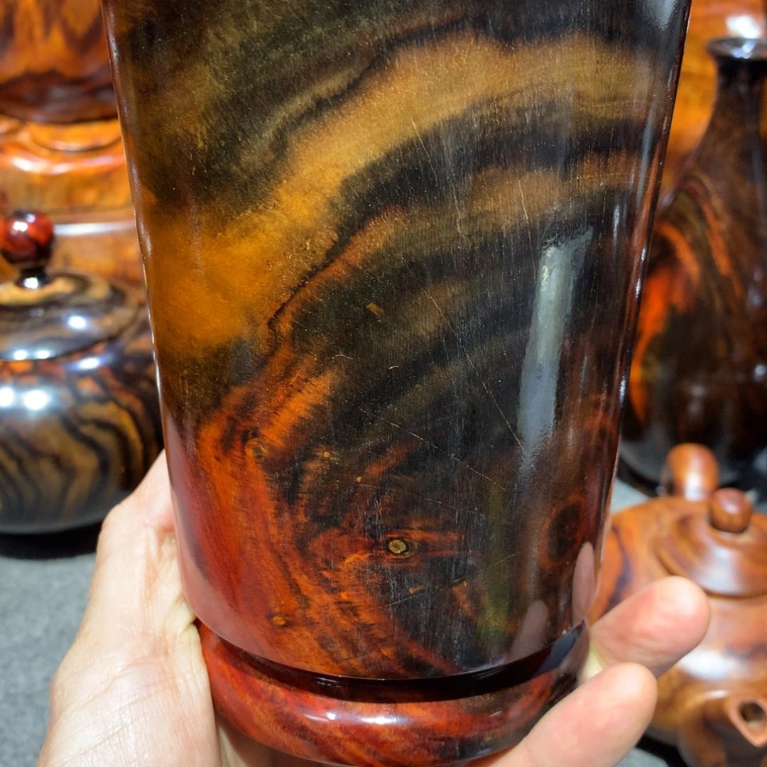 风***动木七彩笔筒一个酸枝