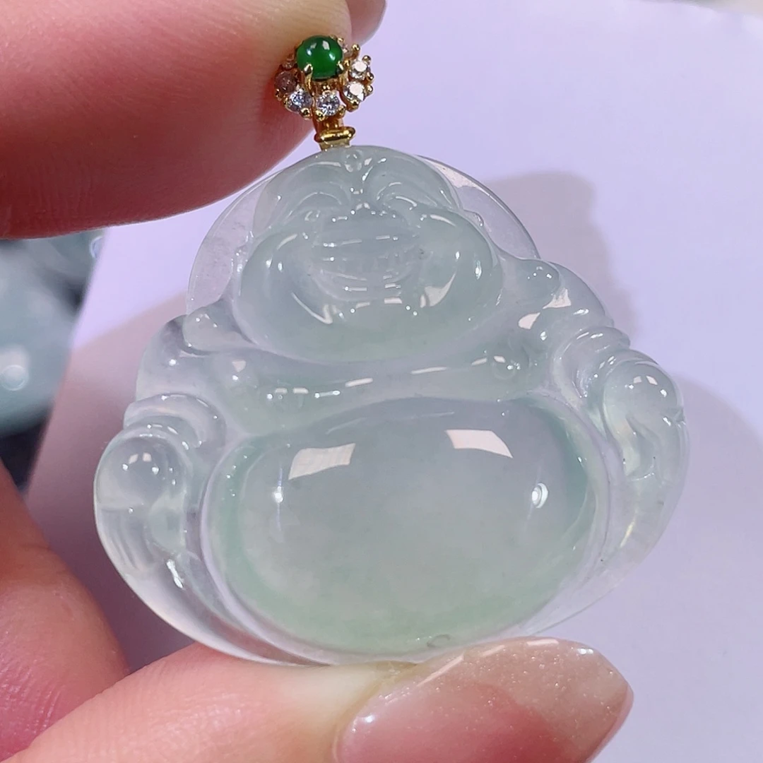 翡翠18K金镶嵌颈饰佛公