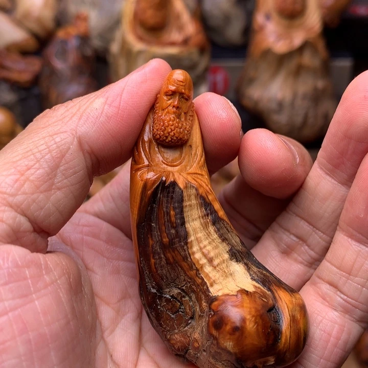 柏木（崖柏）崖柏陈化料手把件