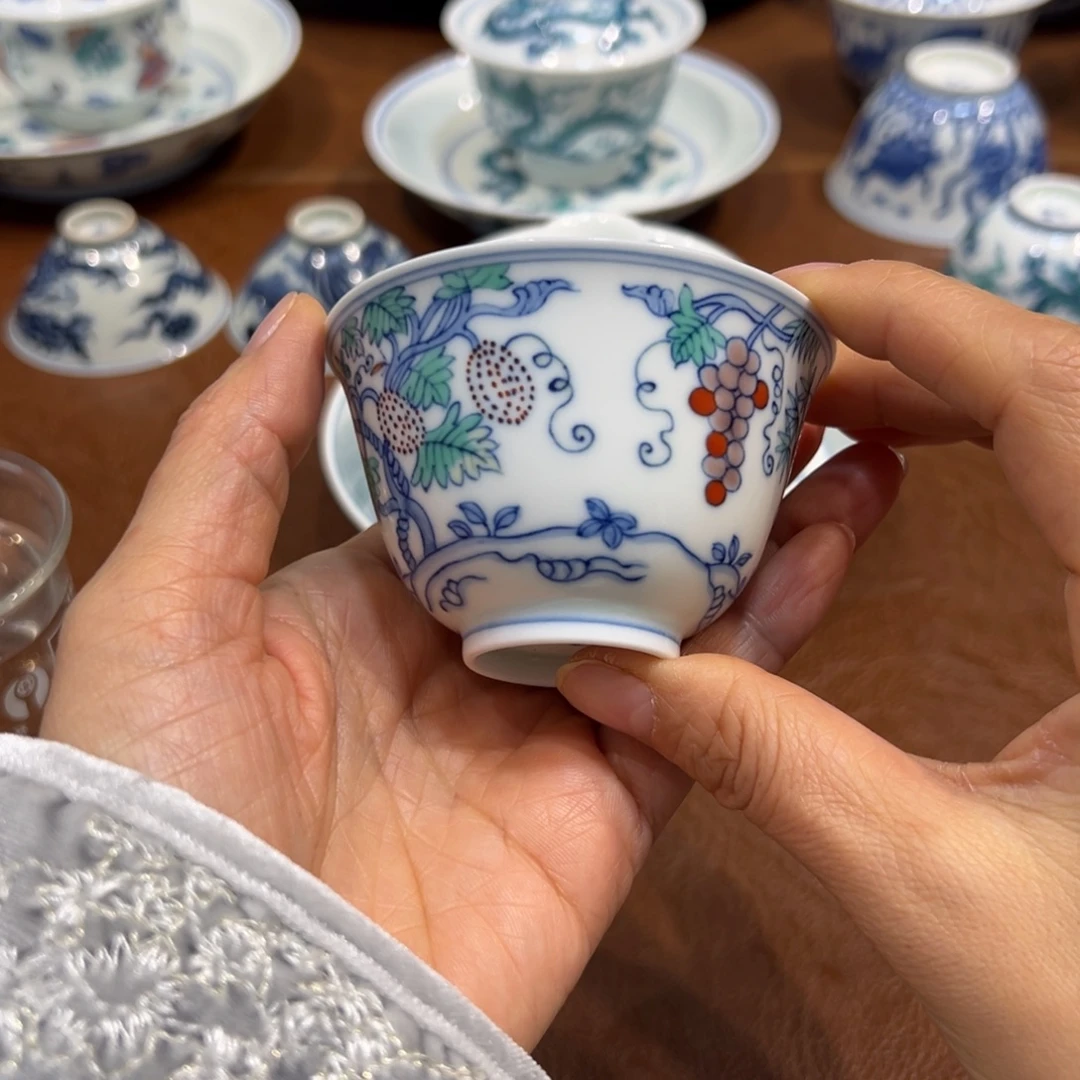 斗彩葡萄杯子纯手工