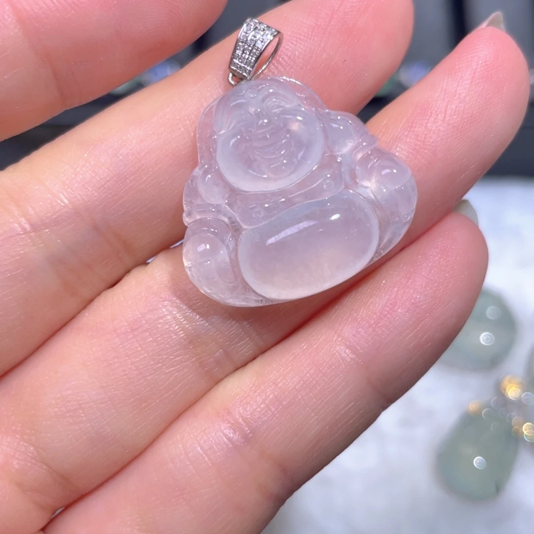翡翠18K金镶嵌颈饰翡翠