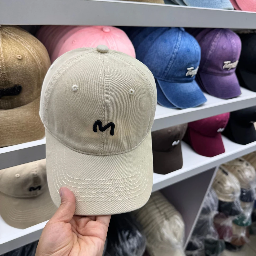 Charn Kiond 日本设计师联名款M字母刺绣百搭棒球帽软顶鸭舌帽潮