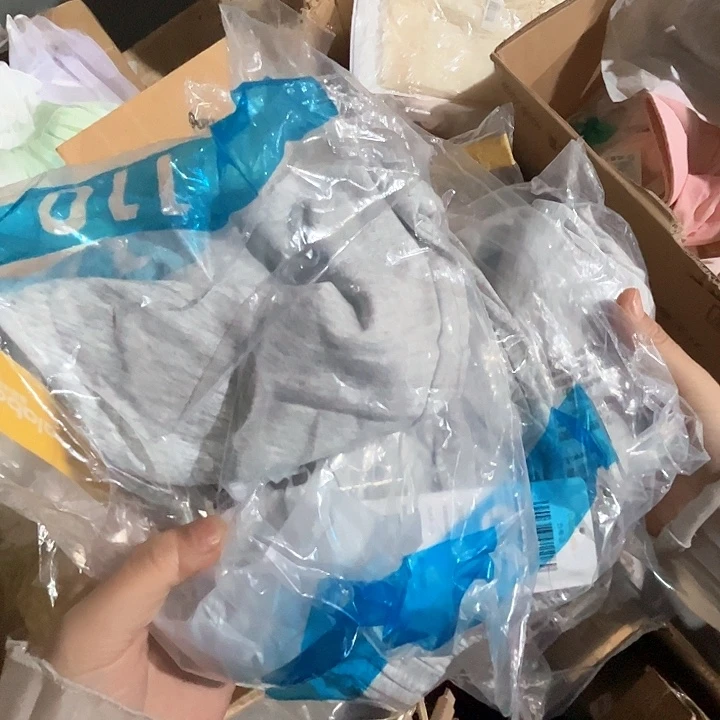吧啦家100码裤子灰色。