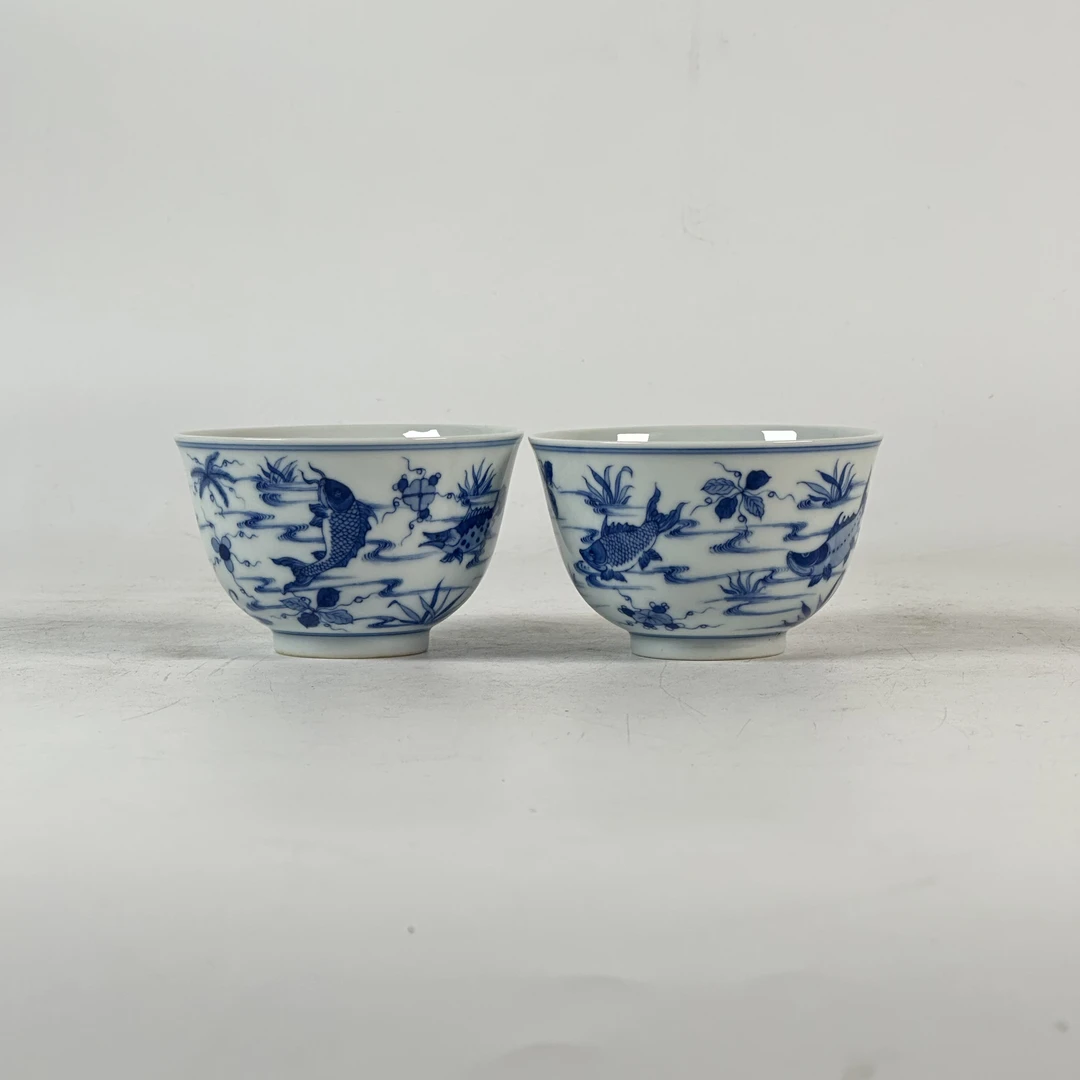 青花鱼藻纹对杯收藏鉴赏