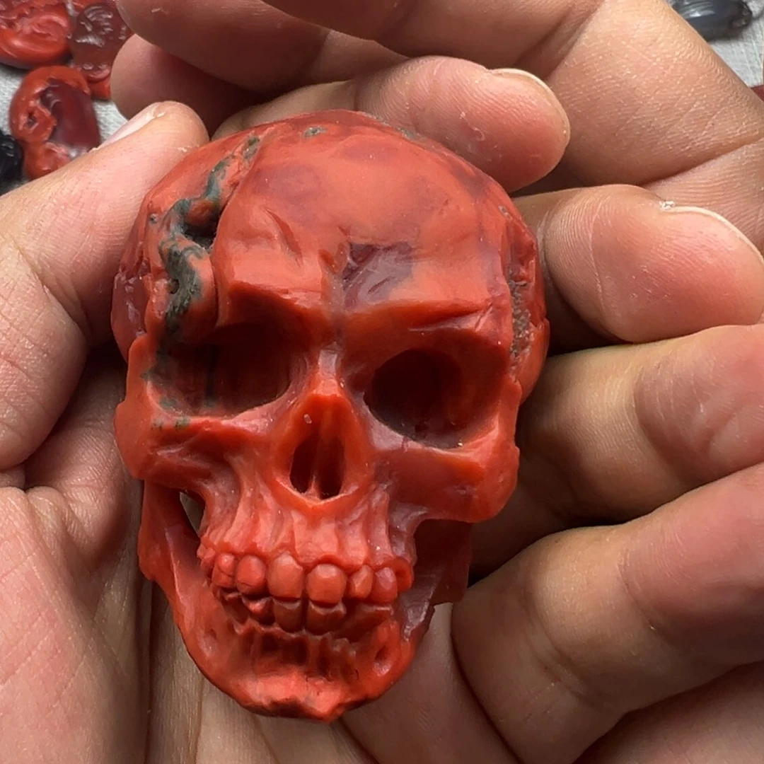 南红玛瑙手把件未镶嵌开*