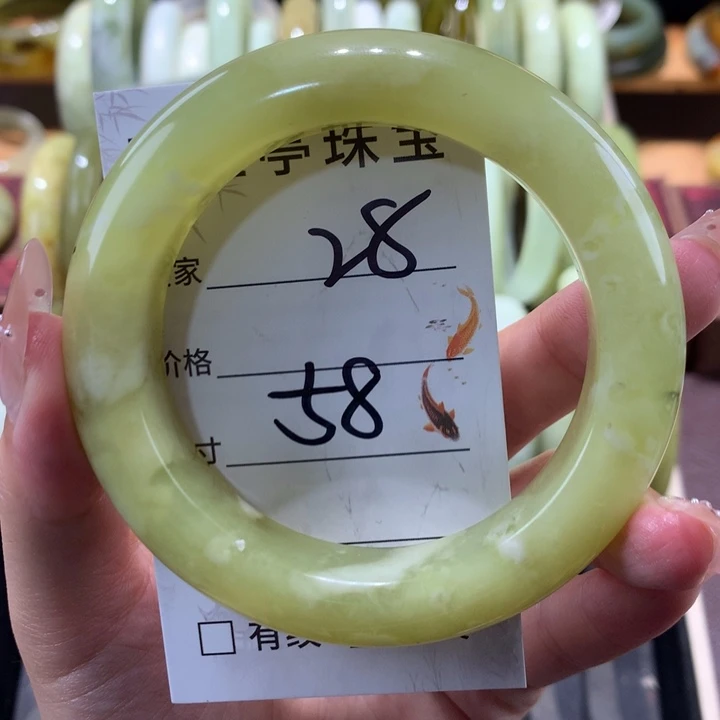 未镶嵌蛇纹石玉手镯