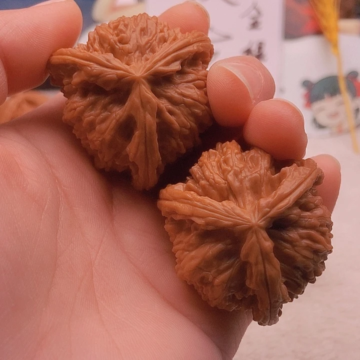 吊坠文玩核桃吉*祥三棱