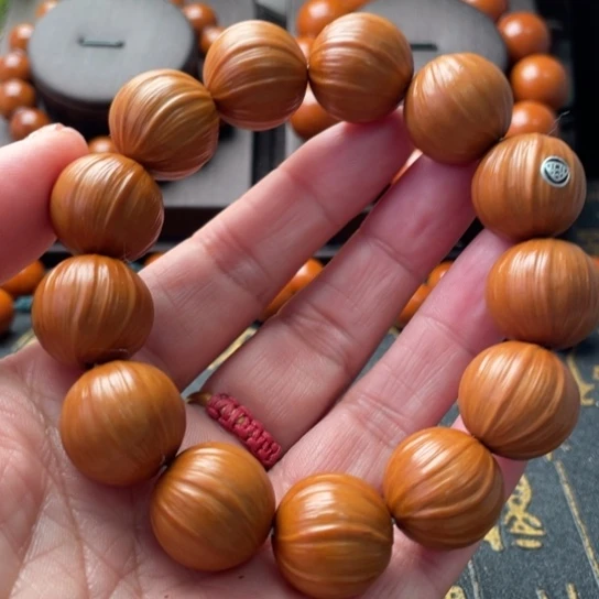 夜***潇吊坠橄榄核橄榄1.8