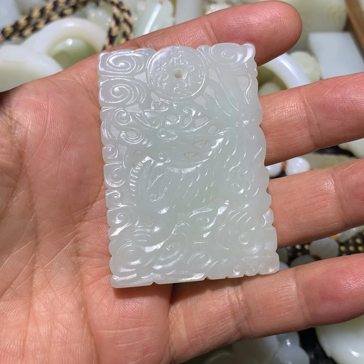 和田玉（白玉）颈饰未镶嵌阿****豆