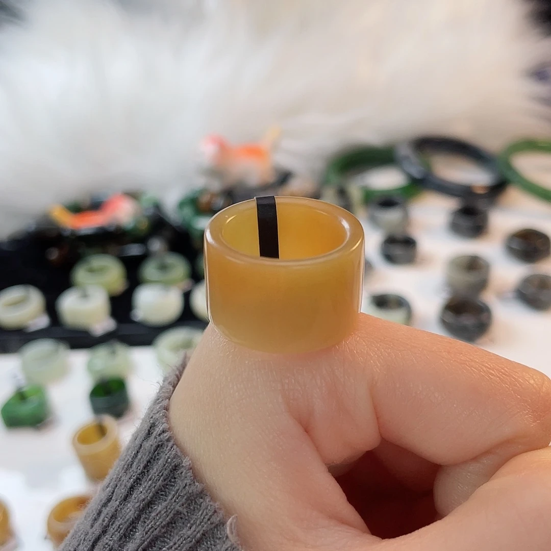 和田玉未镶嵌戒指k70奶咖糖直切17.3mm