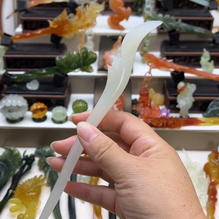 蛇纹石玉未镶嵌岫玉发簪