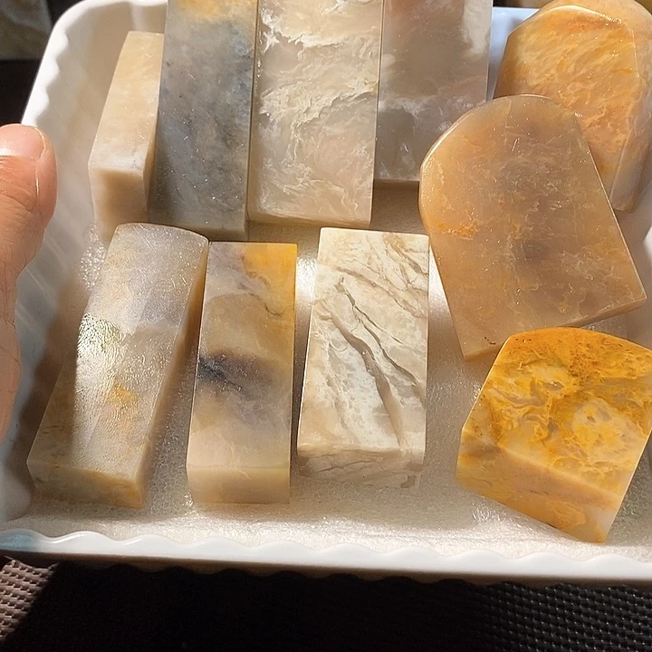 巴林石印石包****院