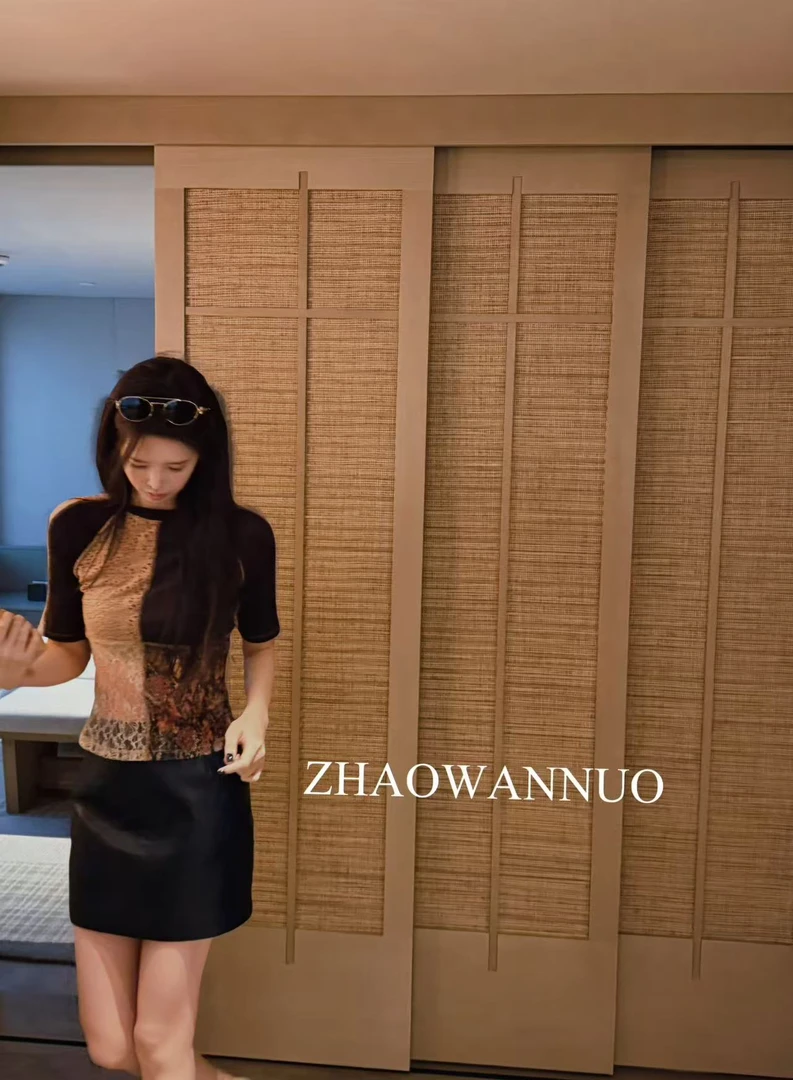 ZHAO WANNUO 丨重工蕾丝镂空拼接网纱丝绒上衣NC0987