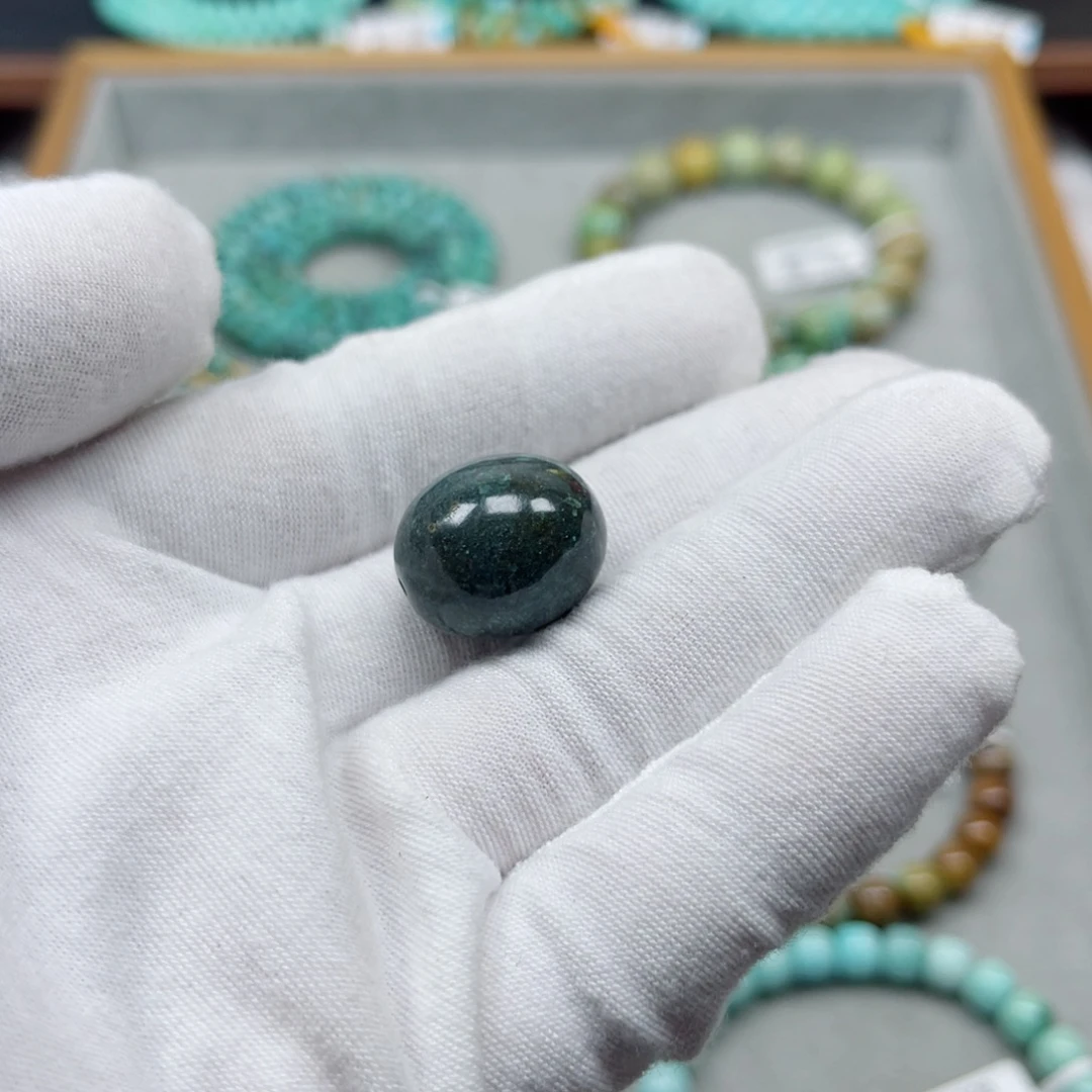 绿松石未镶嵌挂件