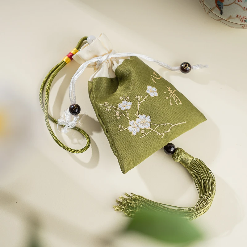 银毫玄镜香包XYXD0333BYG（拍一发二）