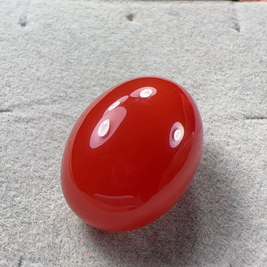 南红玛瑙蛋面未镶嵌