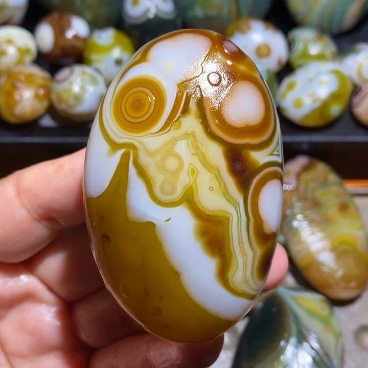 未镶嵌玛瑙/玉髓珠宝半成品67