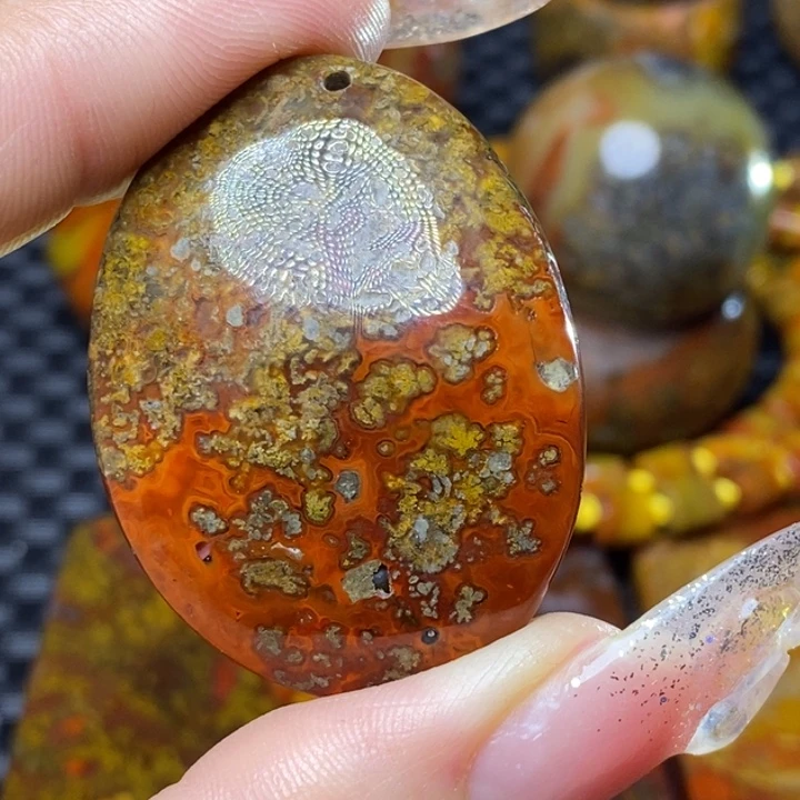 玛瑙/玉髓颈饰未镶嵌