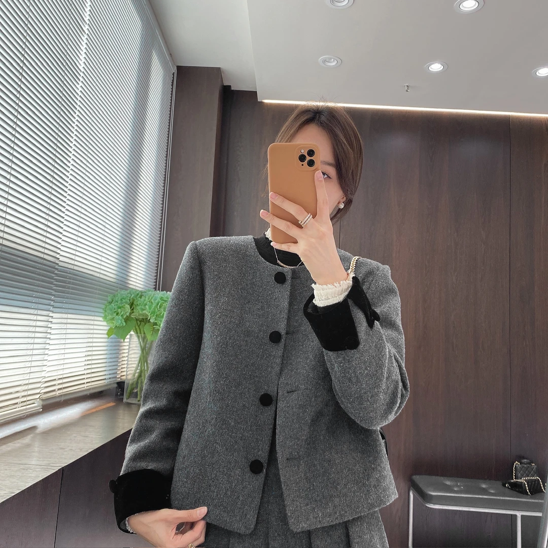 IMFLY金小金自制女装 绵羊毛90鸭绒羽绒服套装DYW10268毛呢百褶裙