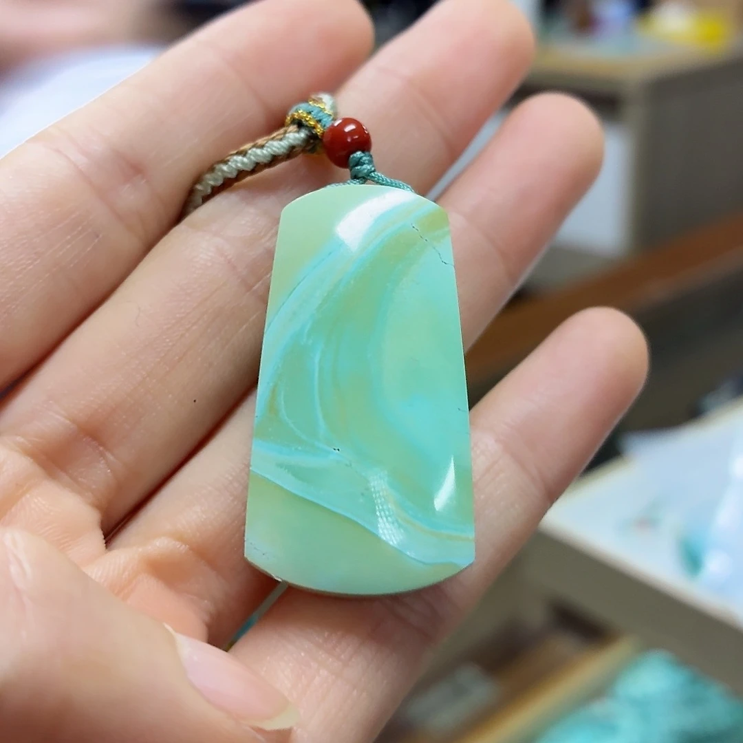 未镶嵌绿松石珠宝奇石