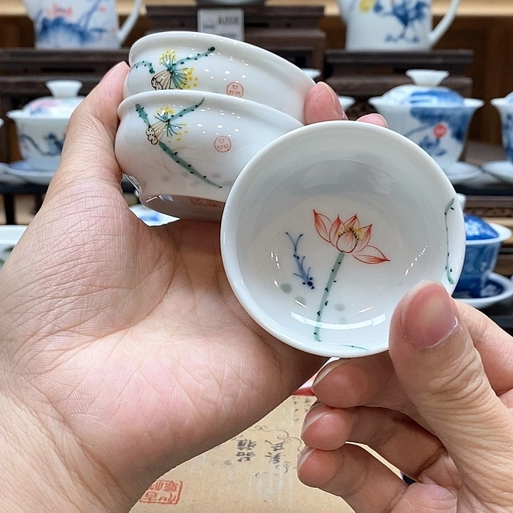手绘三个装五色彩莲鼓形杯60cc釉下彩微瑕福利款