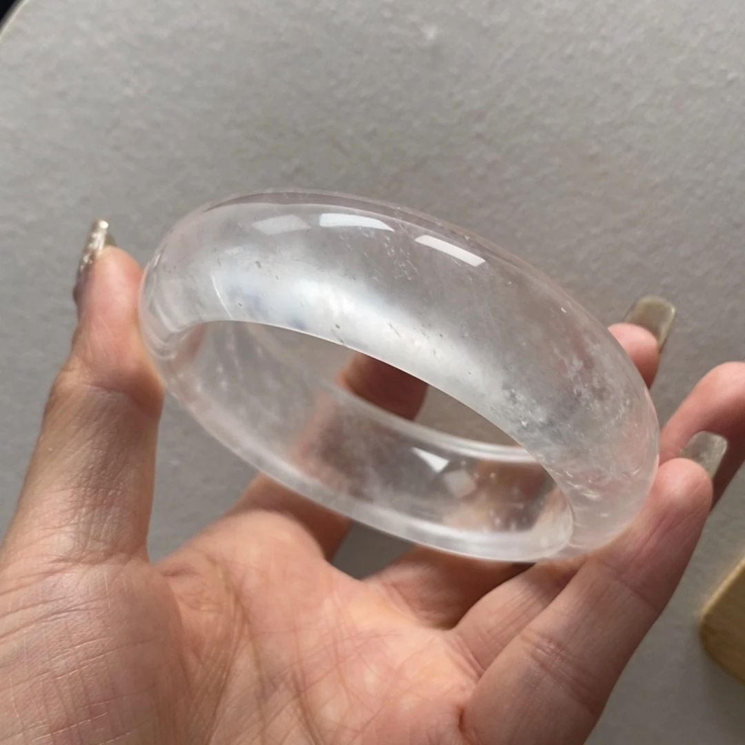 想***茶石英质玉未镶嵌手镯57.7