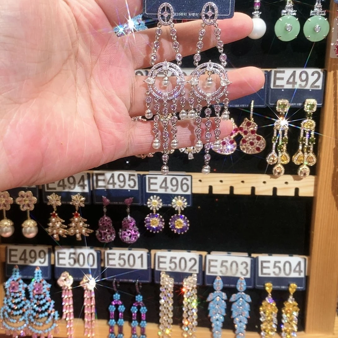 【闪购商品】纯铜925银锆石梦****e