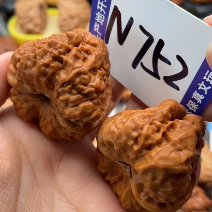 把件文玩核桃蛙蛙42尺