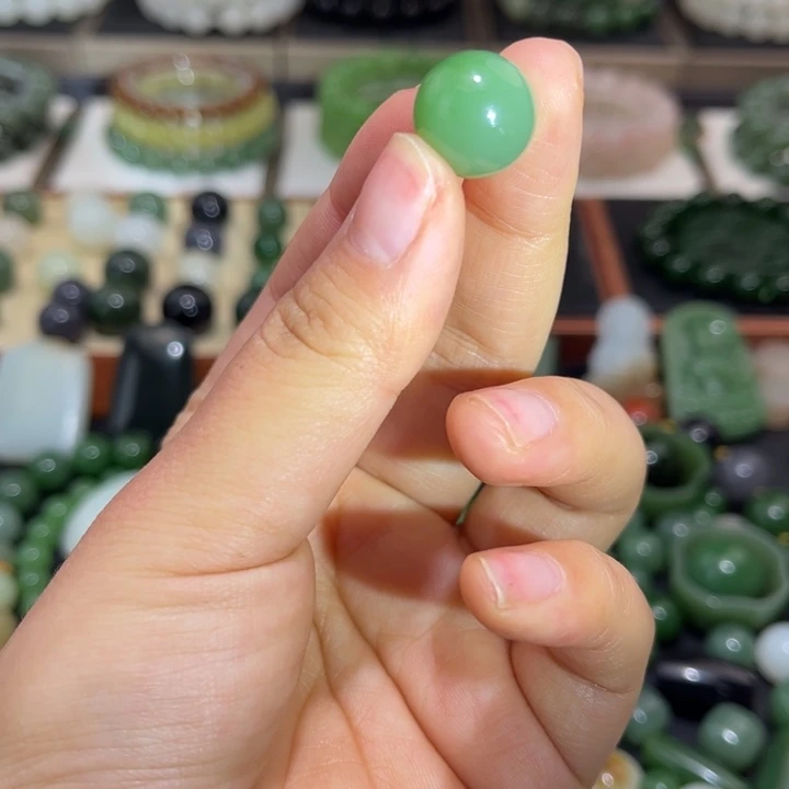 和田玉未镶嵌珠宝半成品卡14粉阳绿单珠