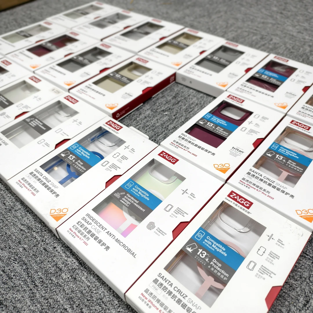 未拆封  ZAGG苹果14系列手机壳