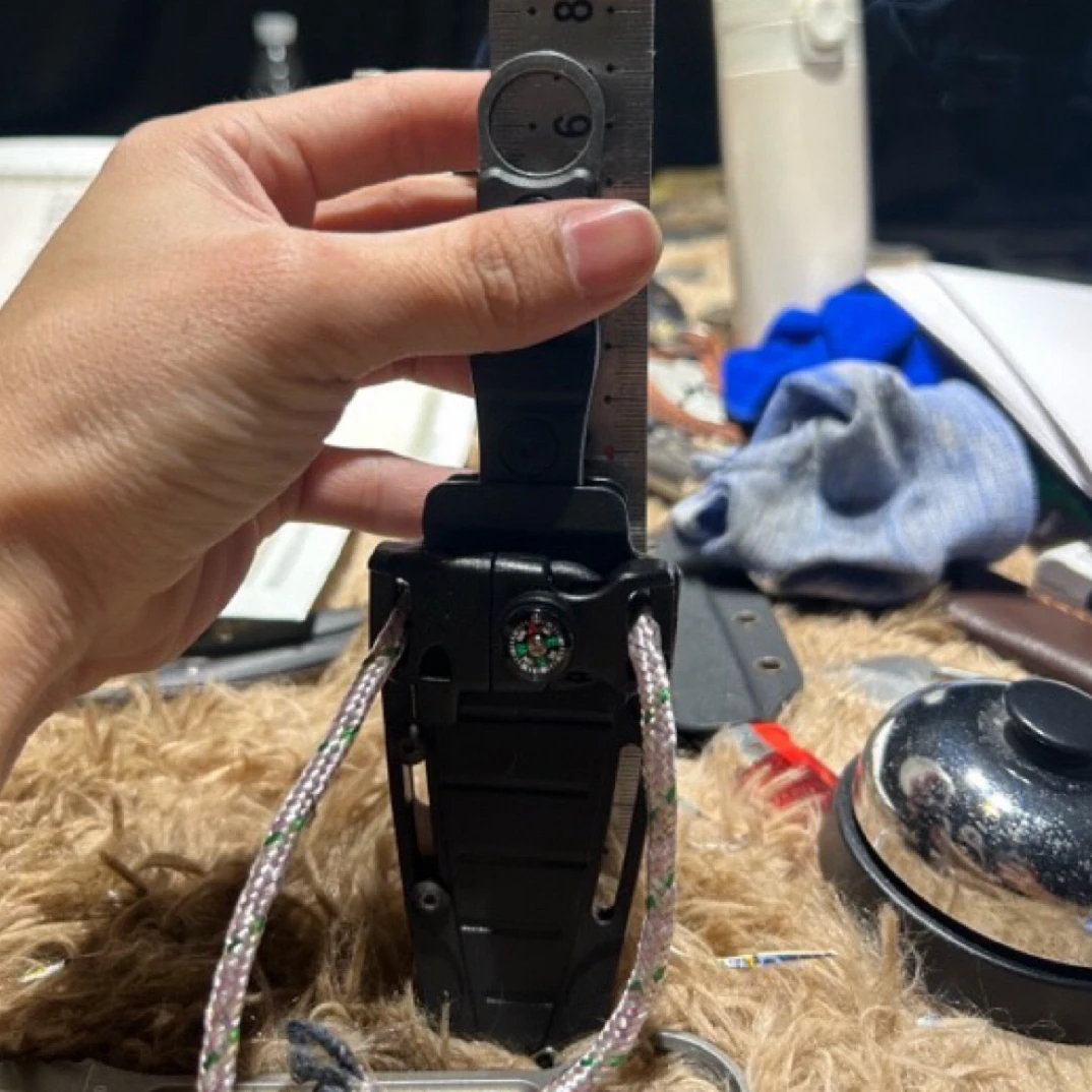 户外生存便携挂颈指环小直刀多功能野外露营防身刀具