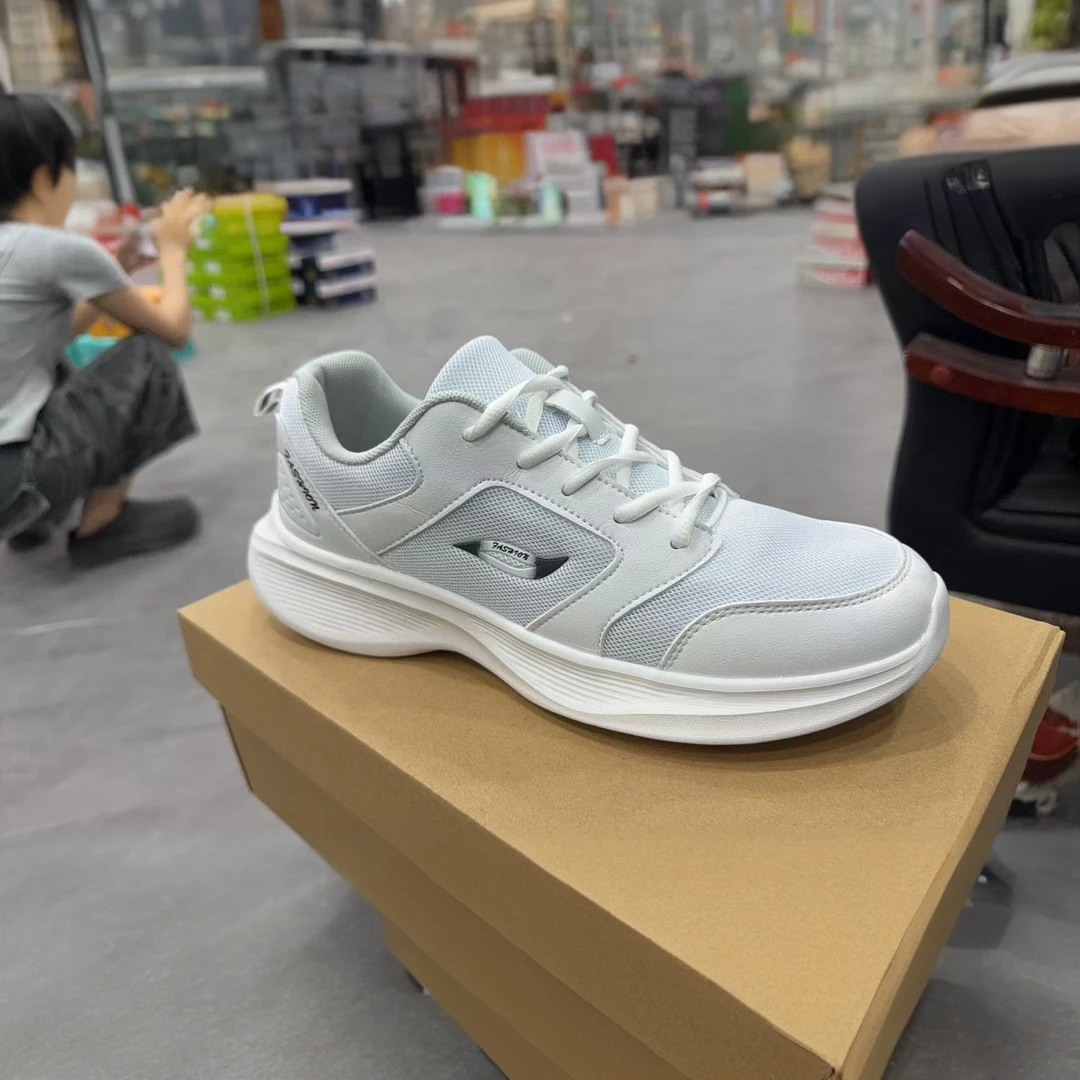 新款休闲跑步运动鞋轻便减震软底跑鞋百搭学生鞋子A3302