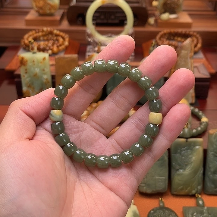 手链未镶嵌和田玉（糖玉）