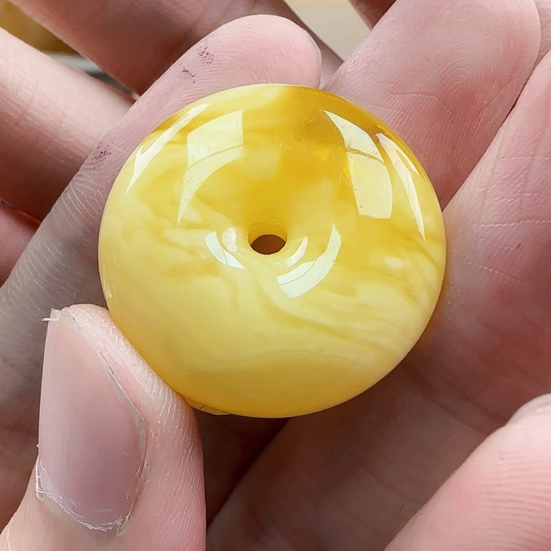 未镶嵌琥珀珠宝奇石