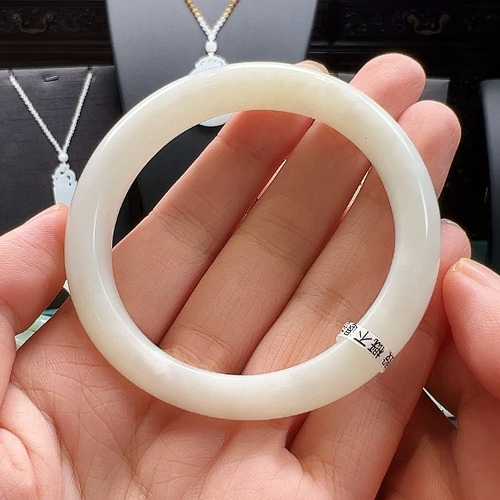 和田玉未镶嵌颈饰56