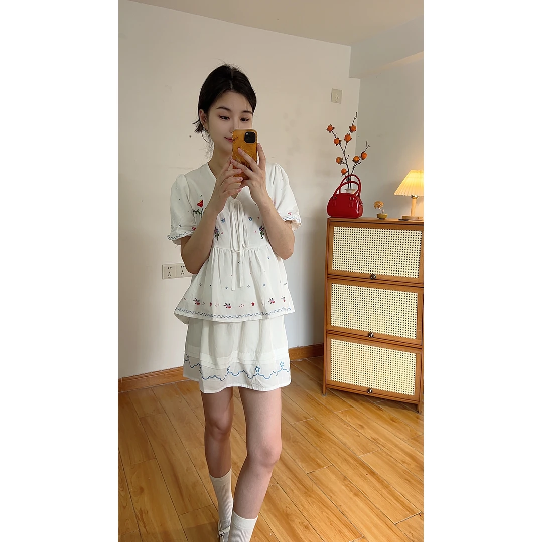 “山茶日记” 温柔俏皮连衣裙套装