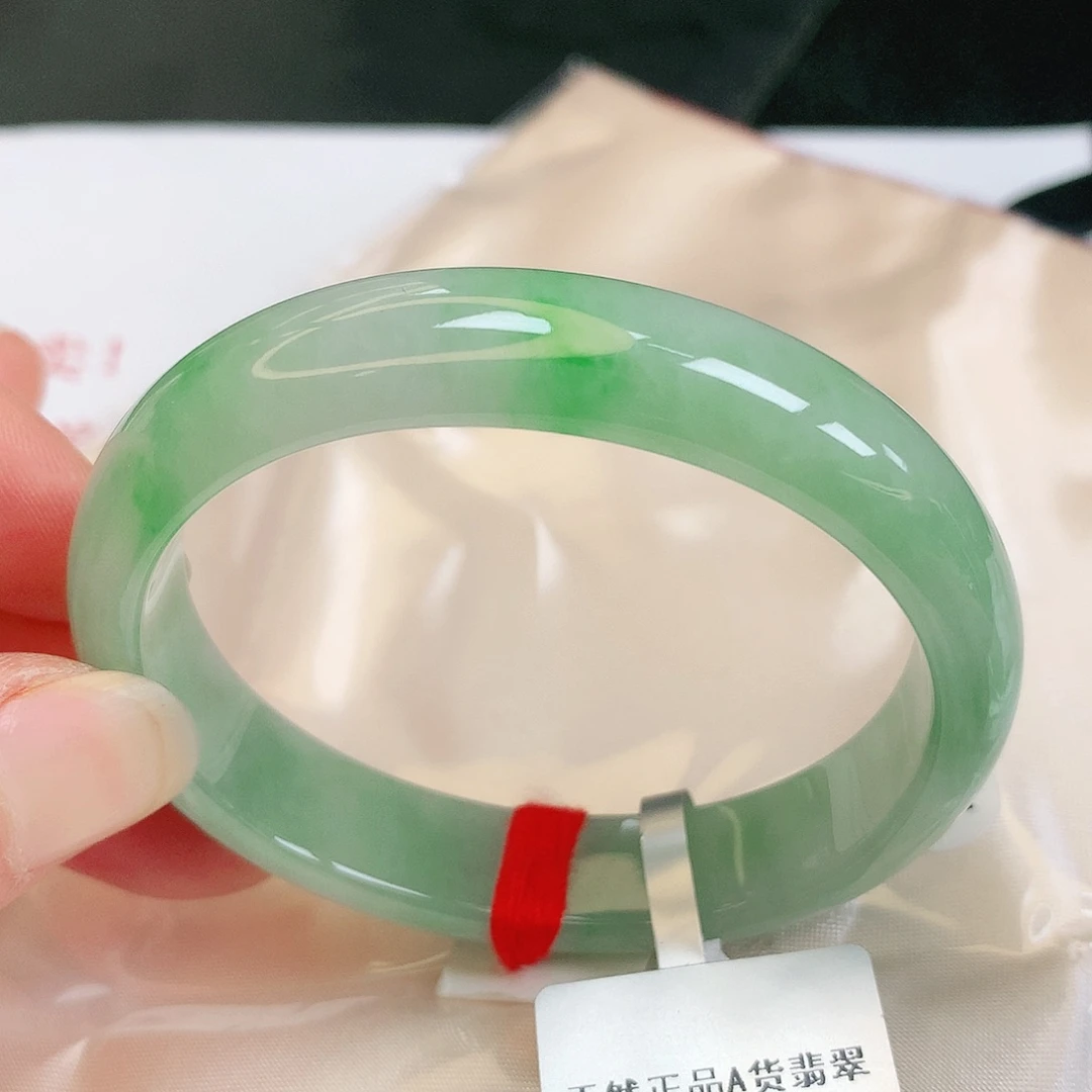 【闪购商品】翡翠手镯未镶嵌缅甸天然a货翡翠