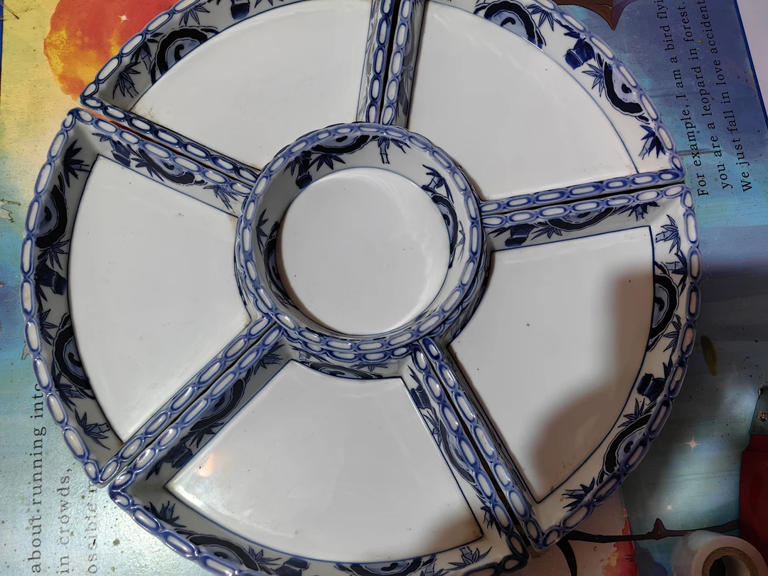 有田烧林山作拼盘盘子有一点小冲线有两个小飞皮默认微瑕家用白瓷