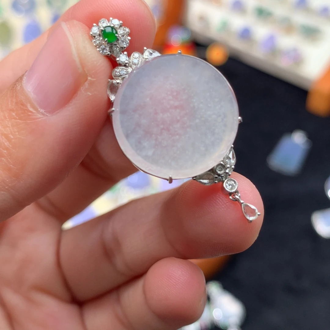 吊坠(不含链)18K金镶嵌翡翠