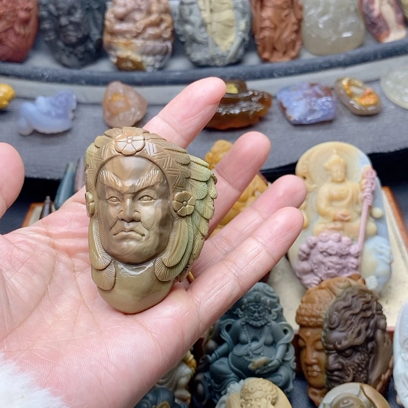 【闪购商品】定制石英质玉吊坠未镶嵌