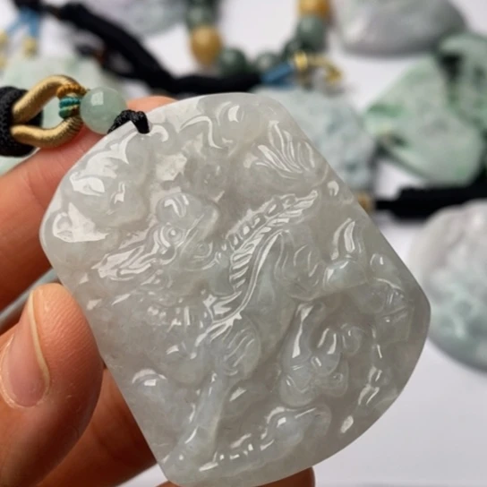 翡翠未镶嵌挂件翡翠