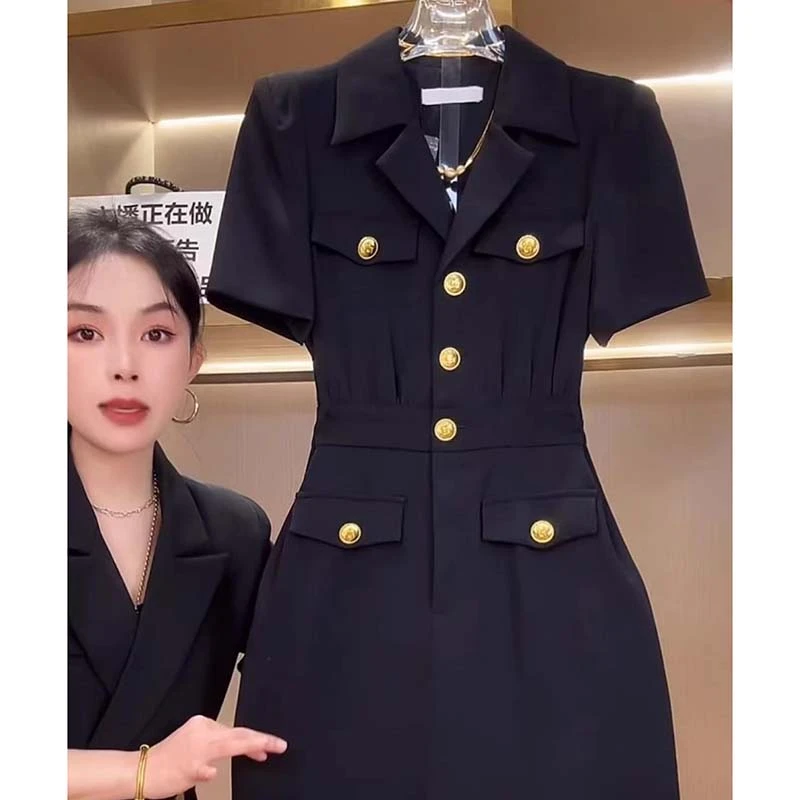 【有里布】法式设计感单排扣西装领短袖连衣裙夏季新款小黑裙D1693