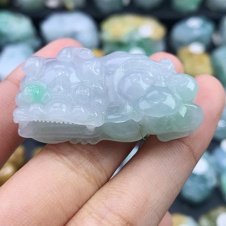 翡翠未镶嵌颈饰天然缅甸翡翠