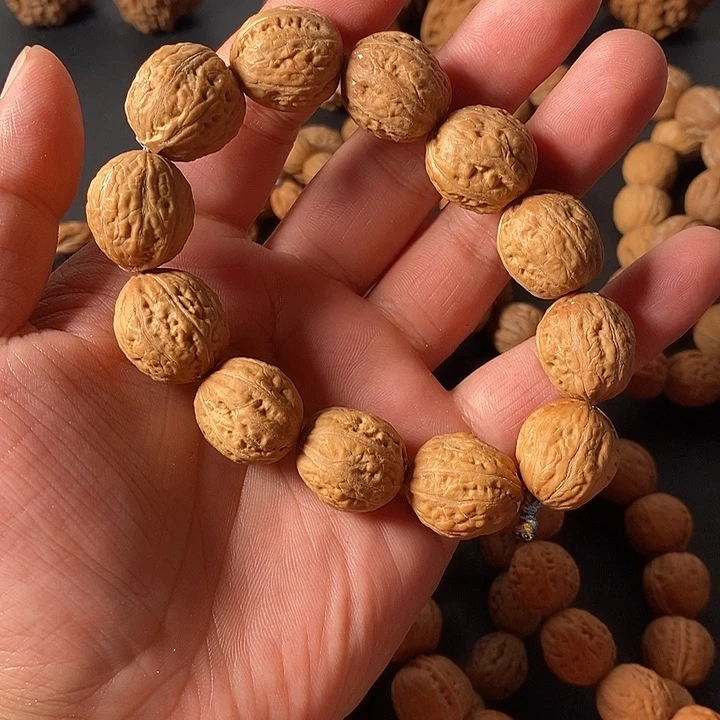 核桃手串/手链17mm金豆12颗