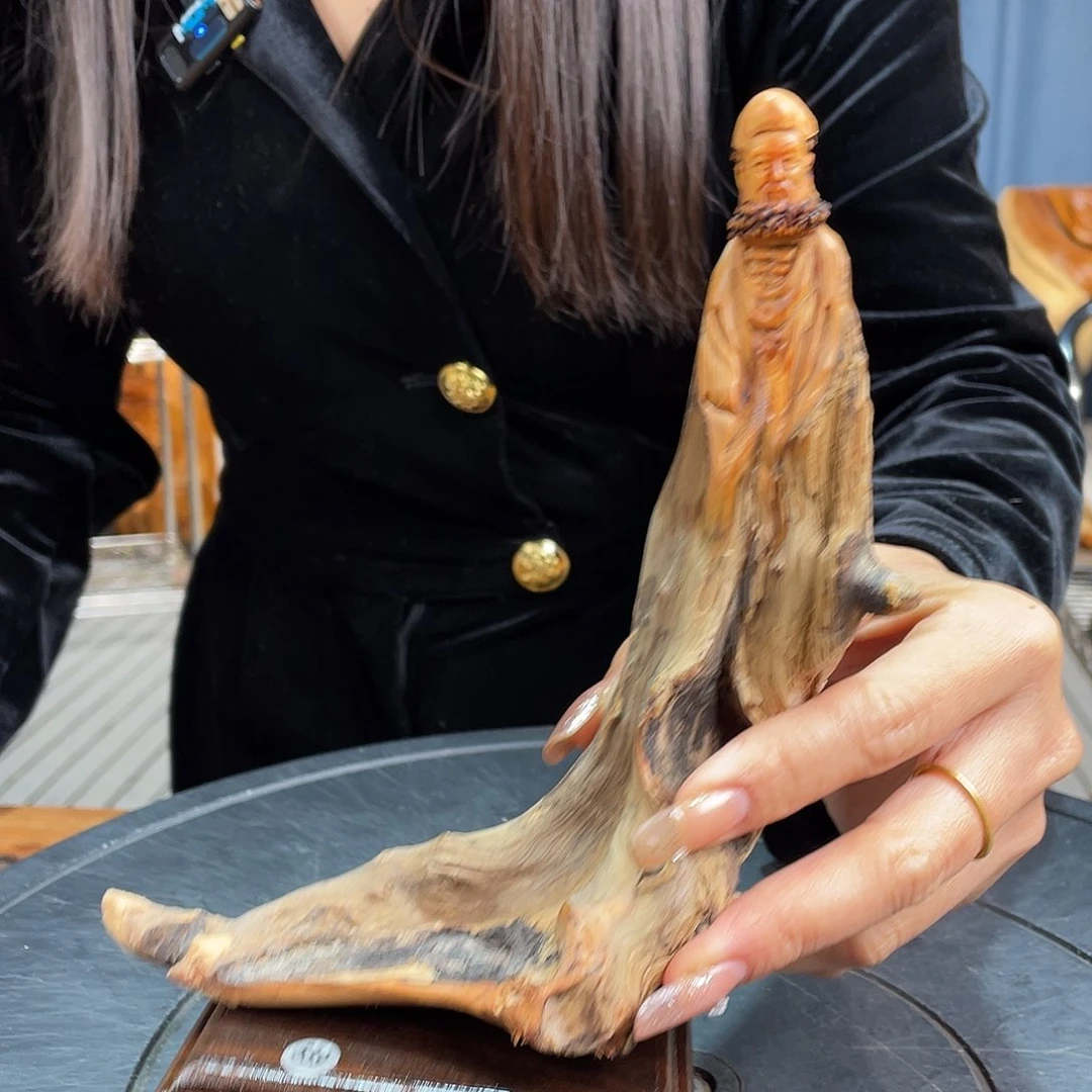 柏木（崖柏）随型摆件