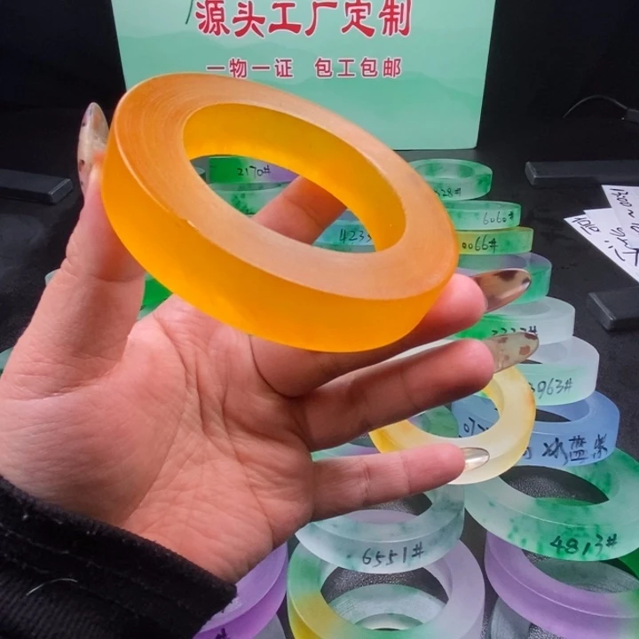 敏***呀玉时尚独龙翠手镯